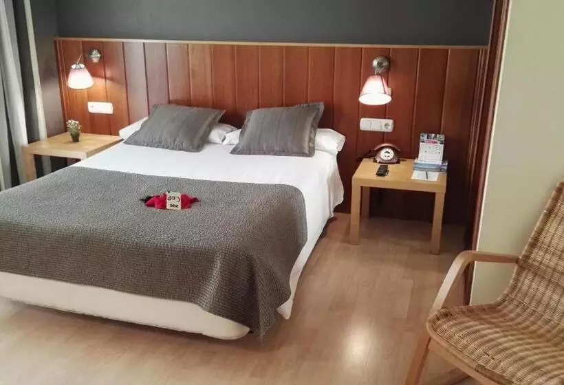 Fotos del hotel Iriguibel Huarte Pamplona:  11