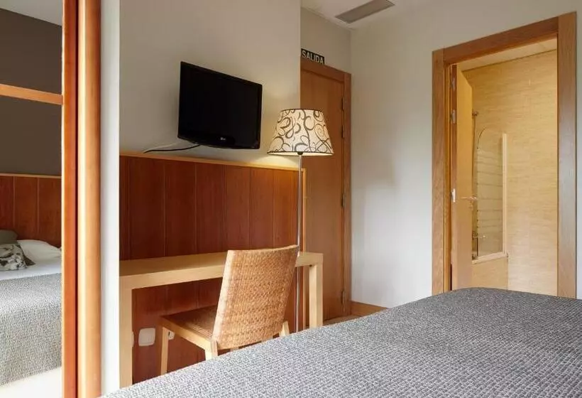 Fotos del hotel Iriguibel Huarte Pamplona:  7