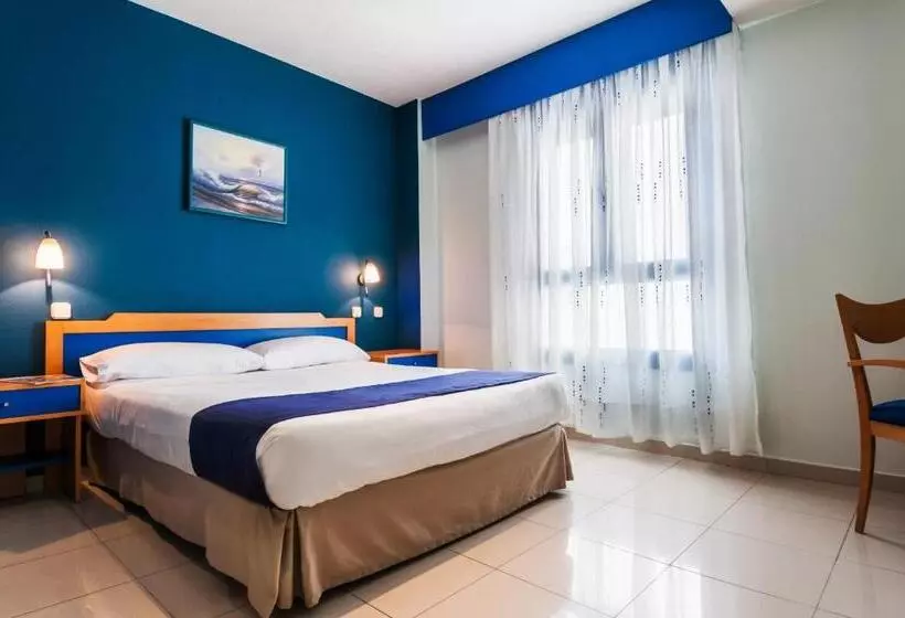 Fotos del hotel Mc Villa De Pinto:  20