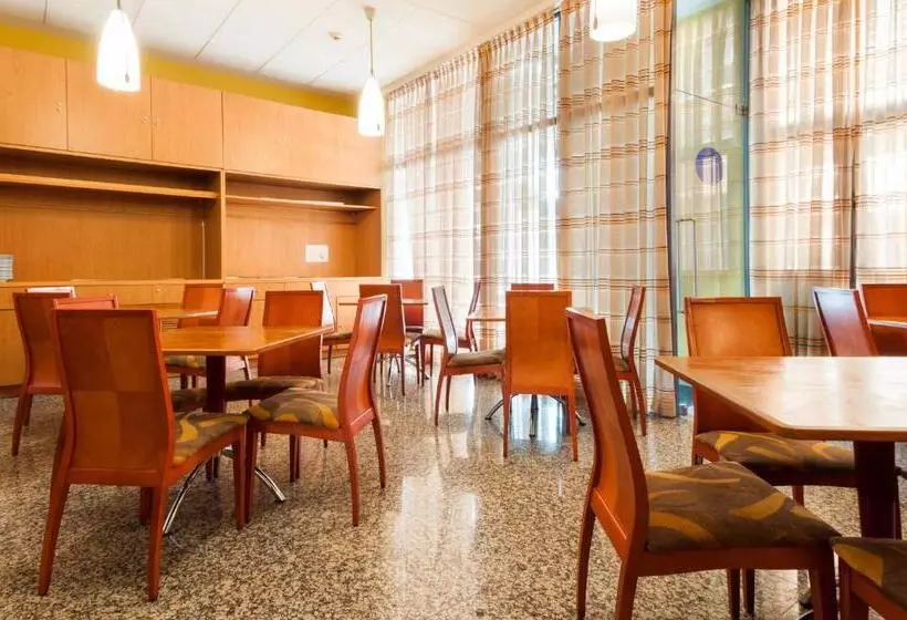 Fotos del hotel Mc Villa De Pinto:  4