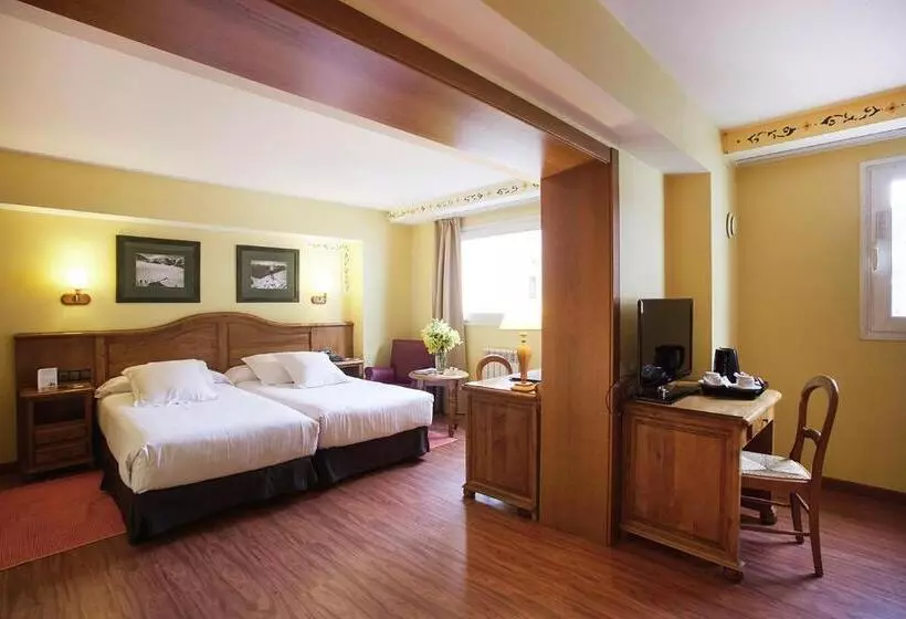 Fotos del hotel Ski Plaza & Wellness:  2