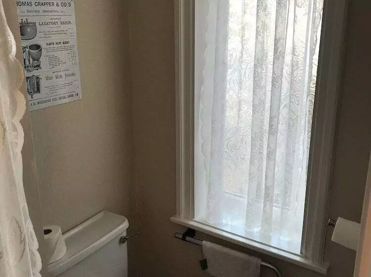 Fotos del hotel Hollies Guest House:  23