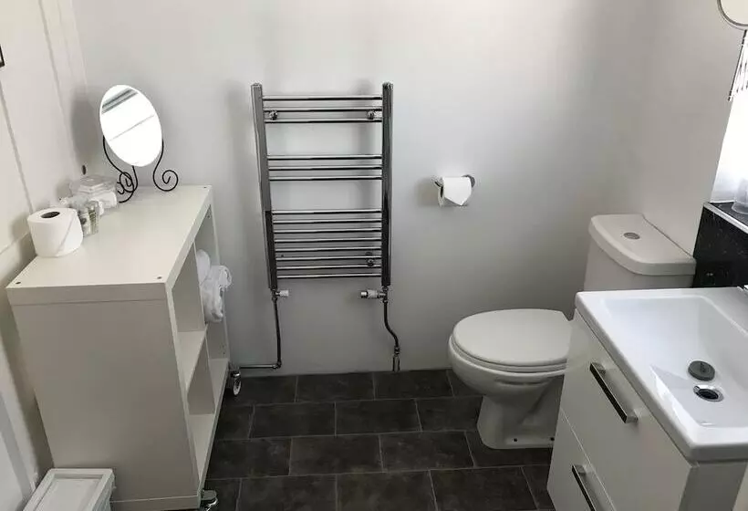 Fotos del hotel Hollies Guest House:  9