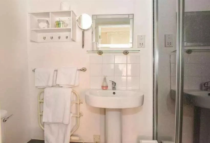 Fotos del hotel Hollies Guest House:  15