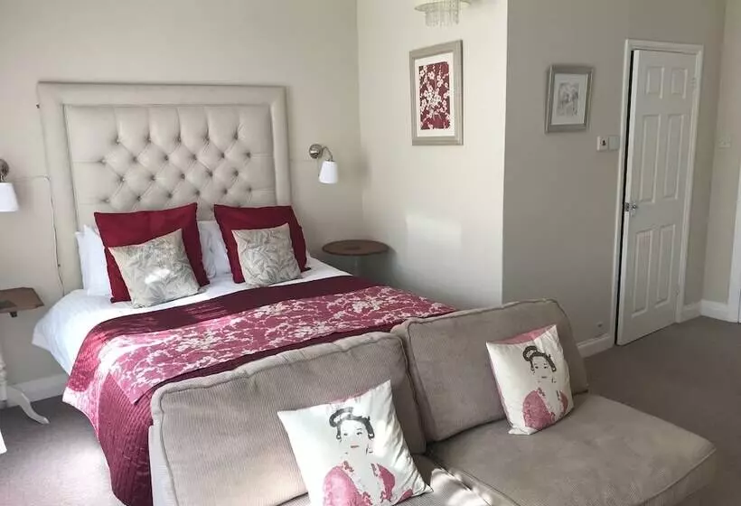 Fotos del hotel Hollies Guest House:  18