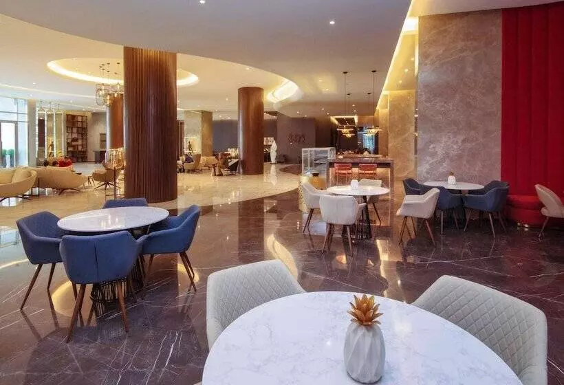 Fotos del hotel Pullman Sharjah:  6