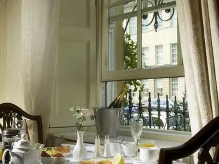 Fotos del hotel The Windsor Town House:  14