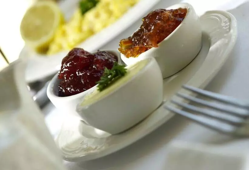 Fotos del hotel The Windsor Town House:  4