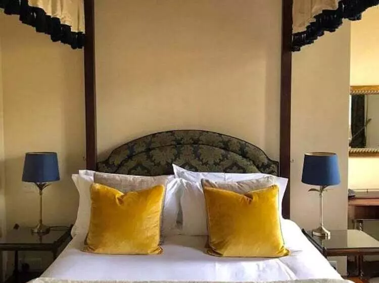 Fotos del hotel The Windsor Town House:  24