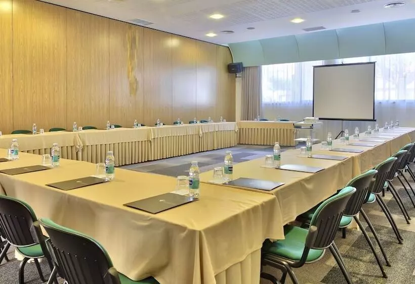 Fotos del hotel Cinquentenario & Conference Center:  5