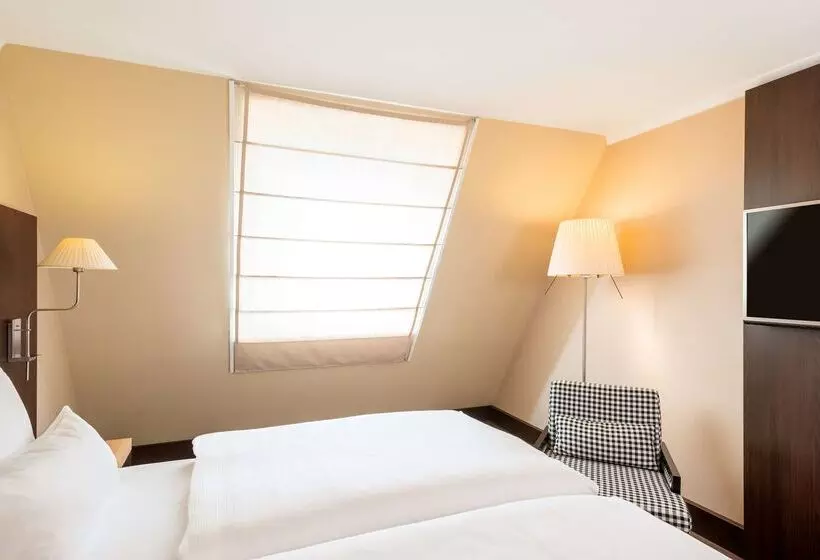 Fotos del hotel Nh Berlin Kurfürstendamm:  12