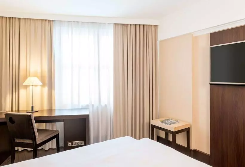 Fotos del hotel Nh Berlin Kurfürstendamm:  19