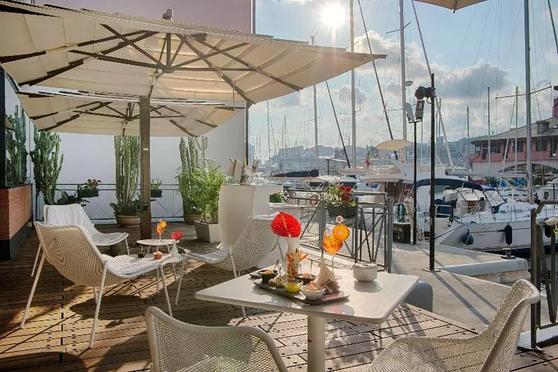 Fotos del hotel Nh Collection Genova Marina:  51