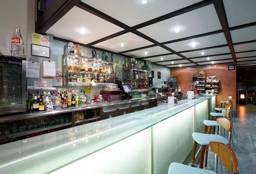 Fotos del hotel Restaurante Pontiñas:  19