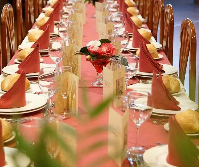 Fotos del hotel Restaurante Pontiñas:  25