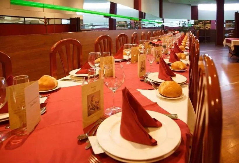 Fotos del hotel Restaurante Pontiñas:  15