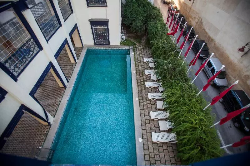 Fotos del hotel Batha:  17