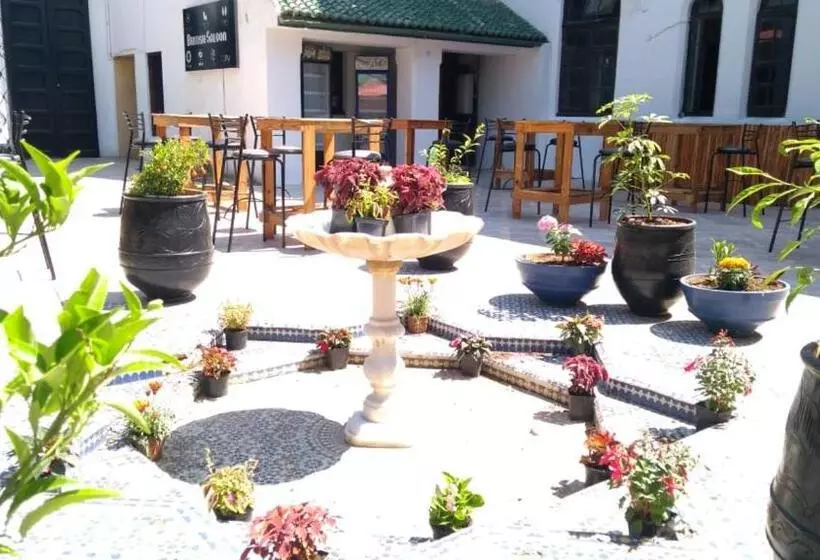 Fotos del hotel Batha:  6