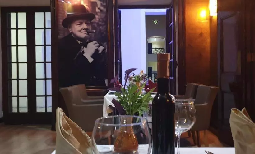 Fotos del hotel Batha:  10