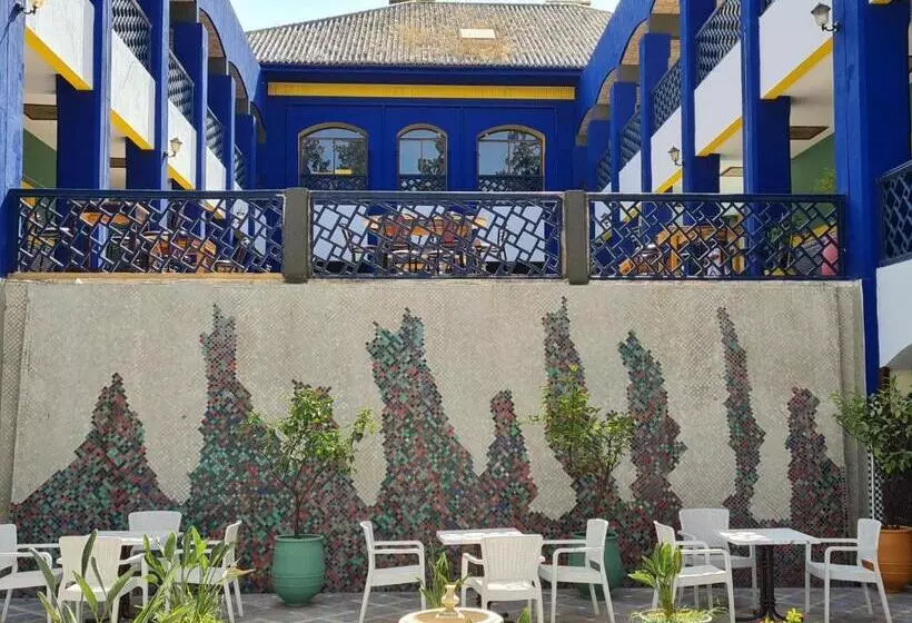 Fotos del hotel Batha:  19