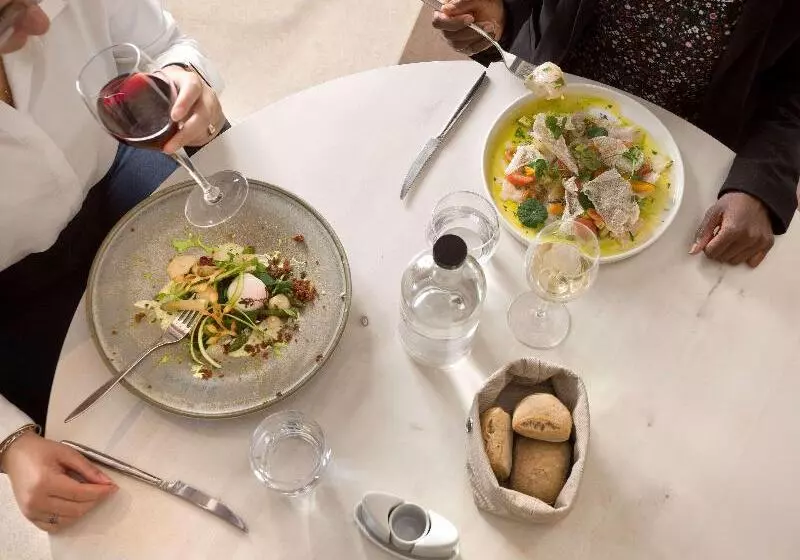 Fotos del hotel Mercure Montpellier Centre Comédie:  2