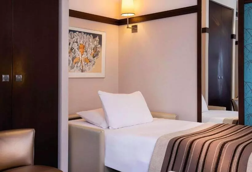 Fotos del hotel Mercure La Sorbonne Saintgermaindesprés:  16