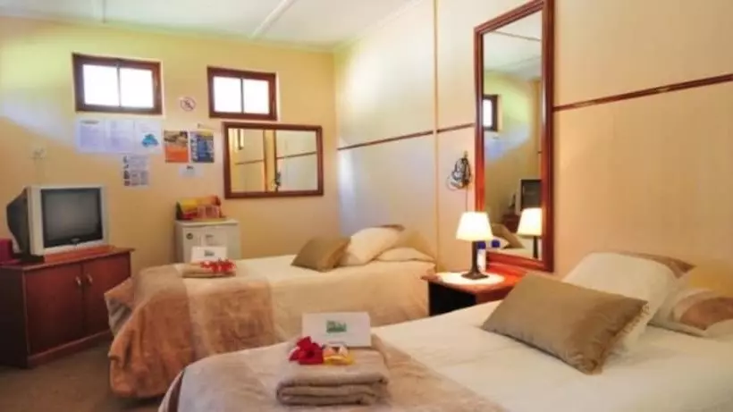 Fotos del hotel Oasis Country Lodge:  24