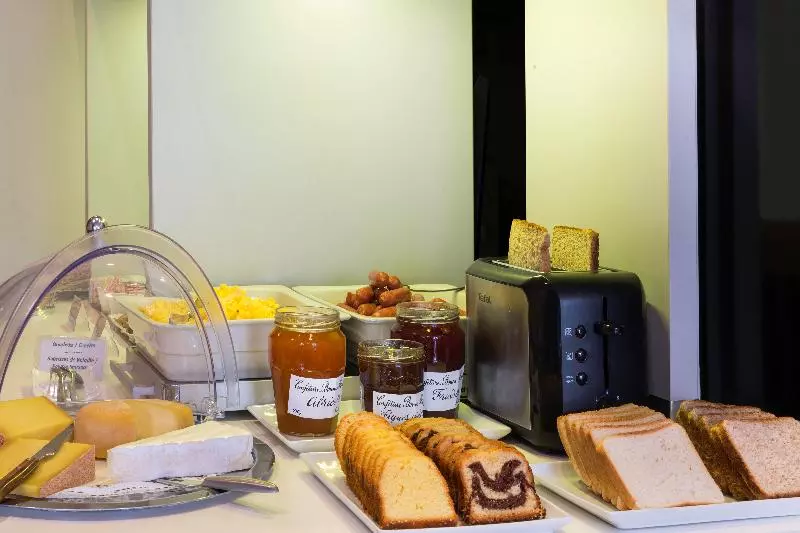 Fotos del hotel Contact Hôtel Alizé Montmartre:  14