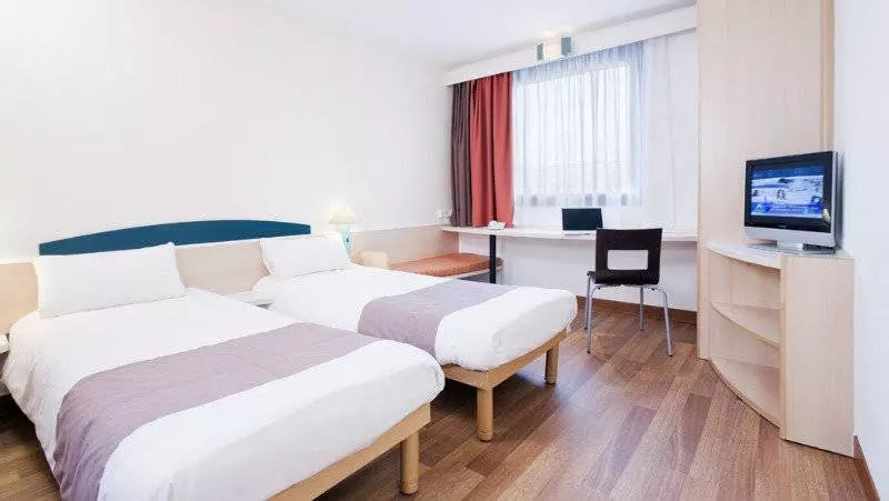 Fotos del hotel Ibis Warszawa Ostrobramska:  15