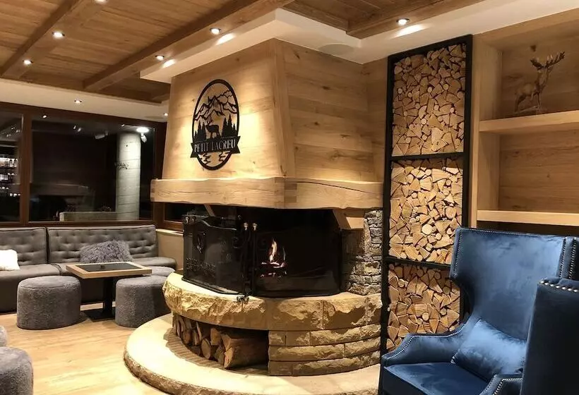 Fotos del hotel Petit Lacreu:  21