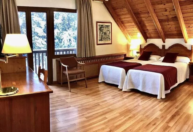 Fotos del hotel Petit Lacreu:  20