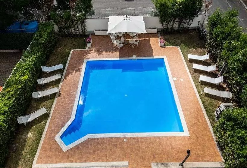 Fotos del hotel Roma Tor Vergata:  15