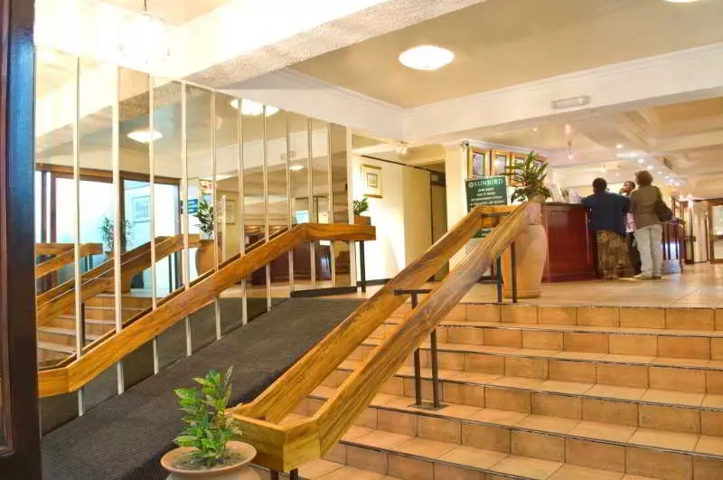 Fotos del hotel Sunbird Capital:  3