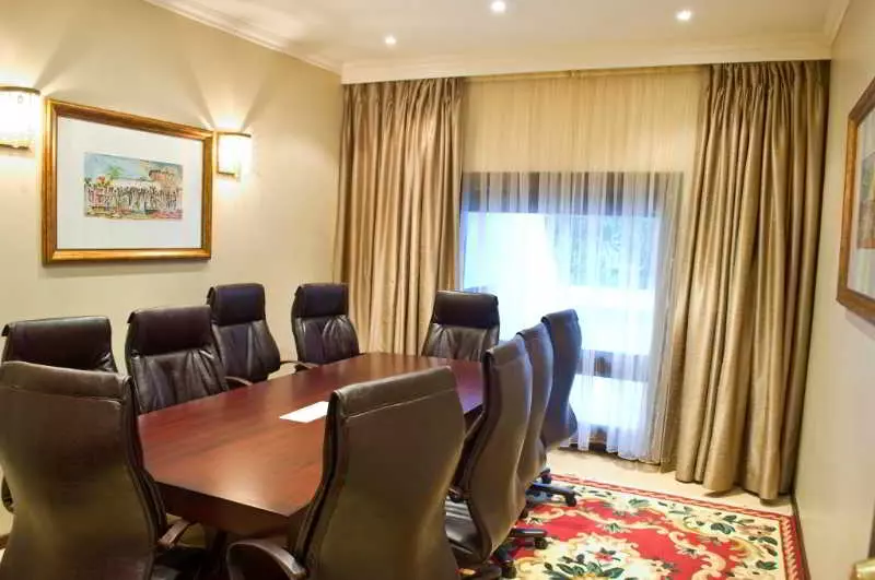 Fotos del hotel Sunbird Capital:  11