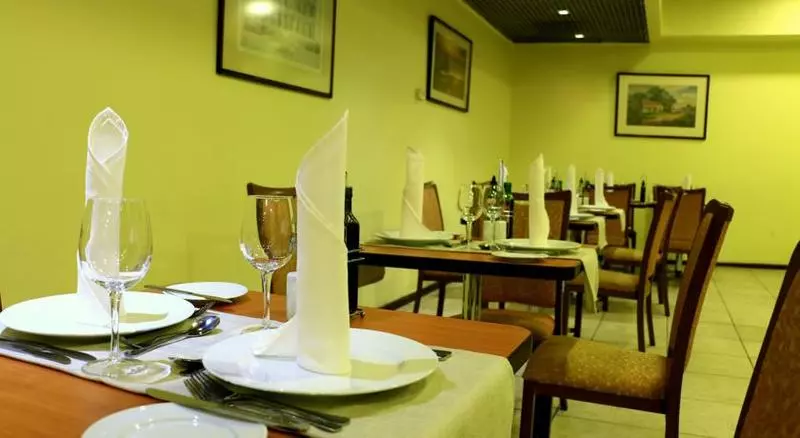 Fotos del hotel Diego De Almagro Santiago Centro:  13