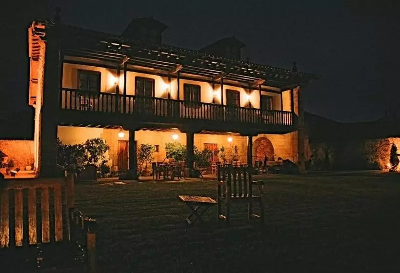 Fotos del hotel Palación De Toñanes:  5