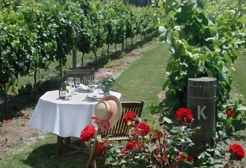 Fotos del hotel The Peppertree Luxury Accommodation:  4