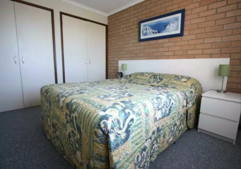 Fotos del hotel Sapphire Court Holiday Units:  4