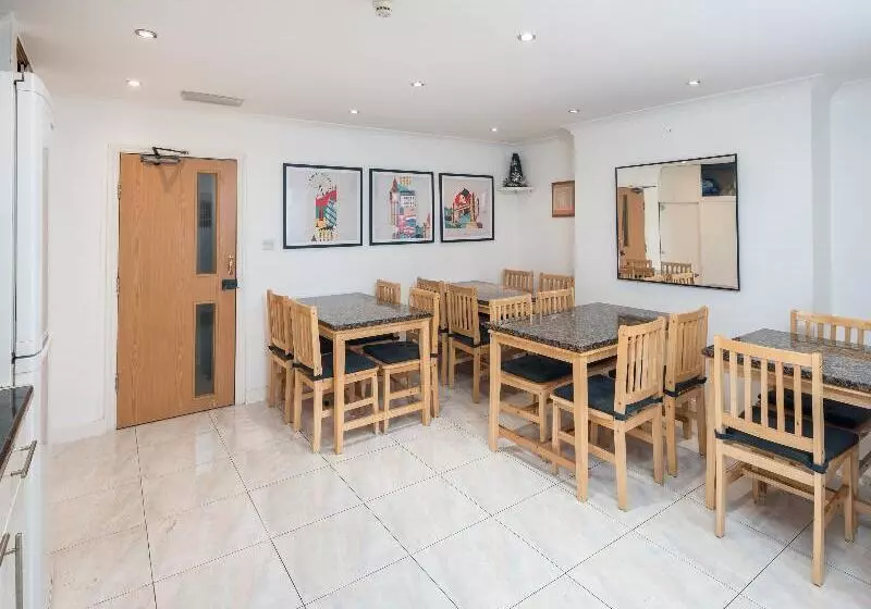 Fotos del hotel Oyo Apollo London:  8