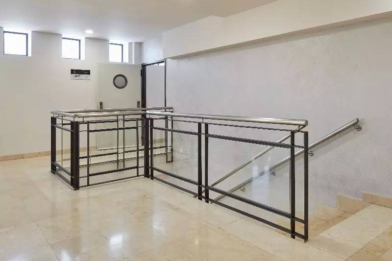 Fotos del hotel Hotel Logroño Avda de Madrid 25:  3