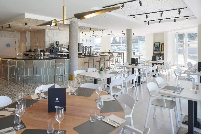 Fotos del hotel Hotel Logroño Avda de Madrid 25:  24