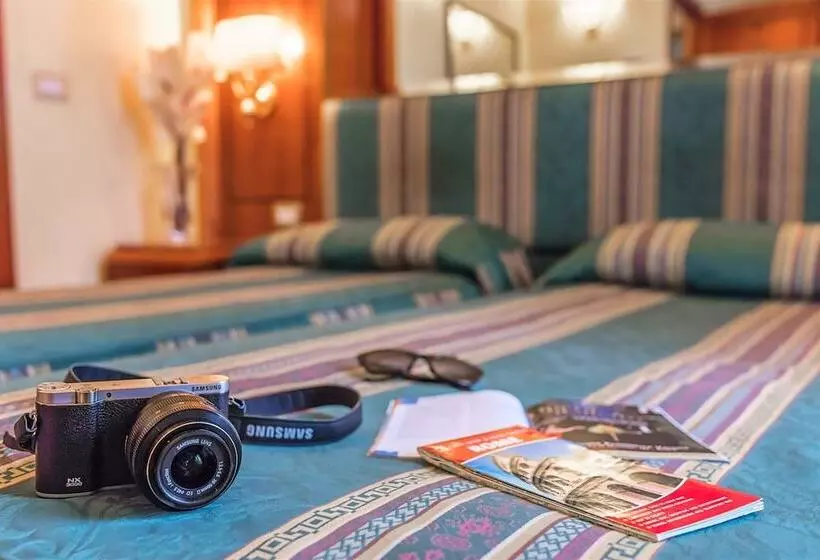 Fotos del hotel Raeli  Lazio:  17