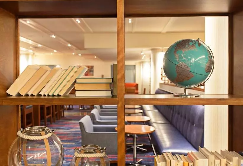 Fotos del hotel Holiday Inn Express Hotel & Suites Fisherman's Wharf, An Ihg:  2