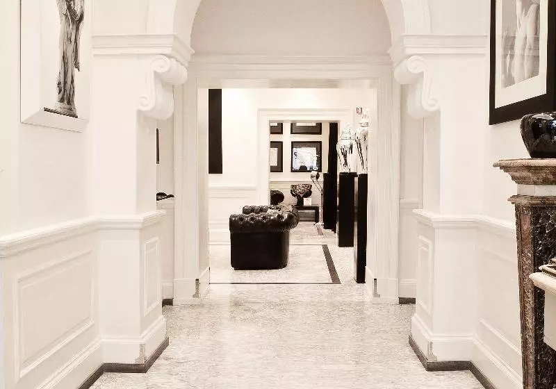 Fotos del hotel Isa:  13