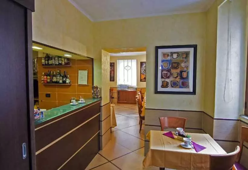 Fotos del hotel Lirico:  9