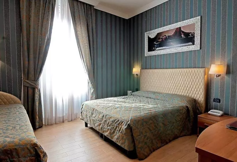 Fotos del hotel Lirico:  17