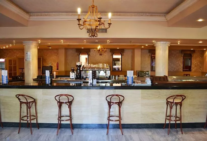 Fotos del hotel Reyes Ziries:  4