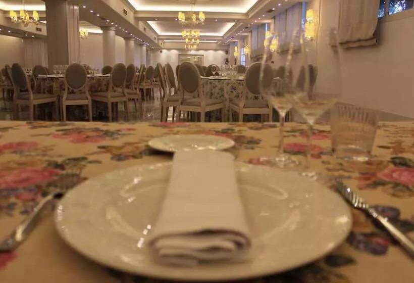 Fotos del hotel Reyes Ziries:  13