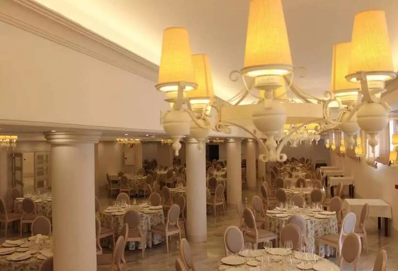 Fotos del hotel Reyes Ziries:  8