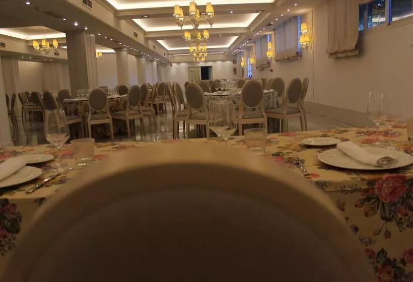 Fotos del hotel Reyes Ziries:  23